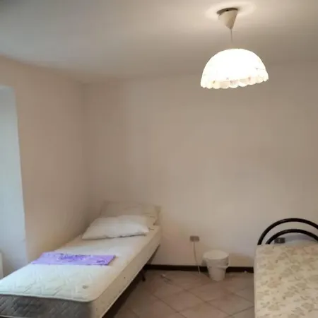 Homevacanza Perio Letto Matrimoniale Daire Suviana